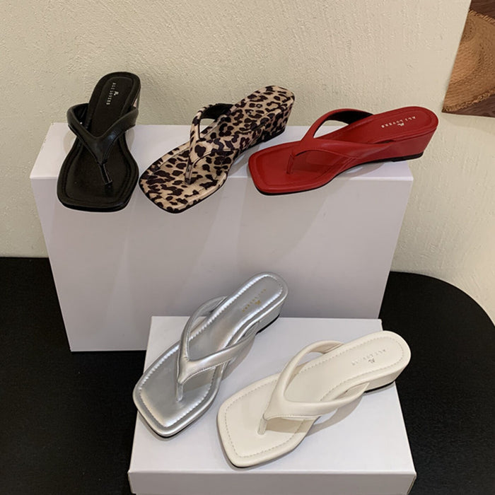 Womens French-style Wedge Sandals With A Square Toe And Leopard Print